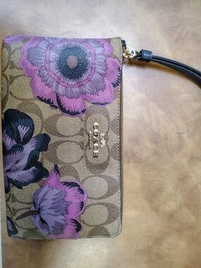 Coach Brown Signature Canvas Wristlet with Purple Floral Print